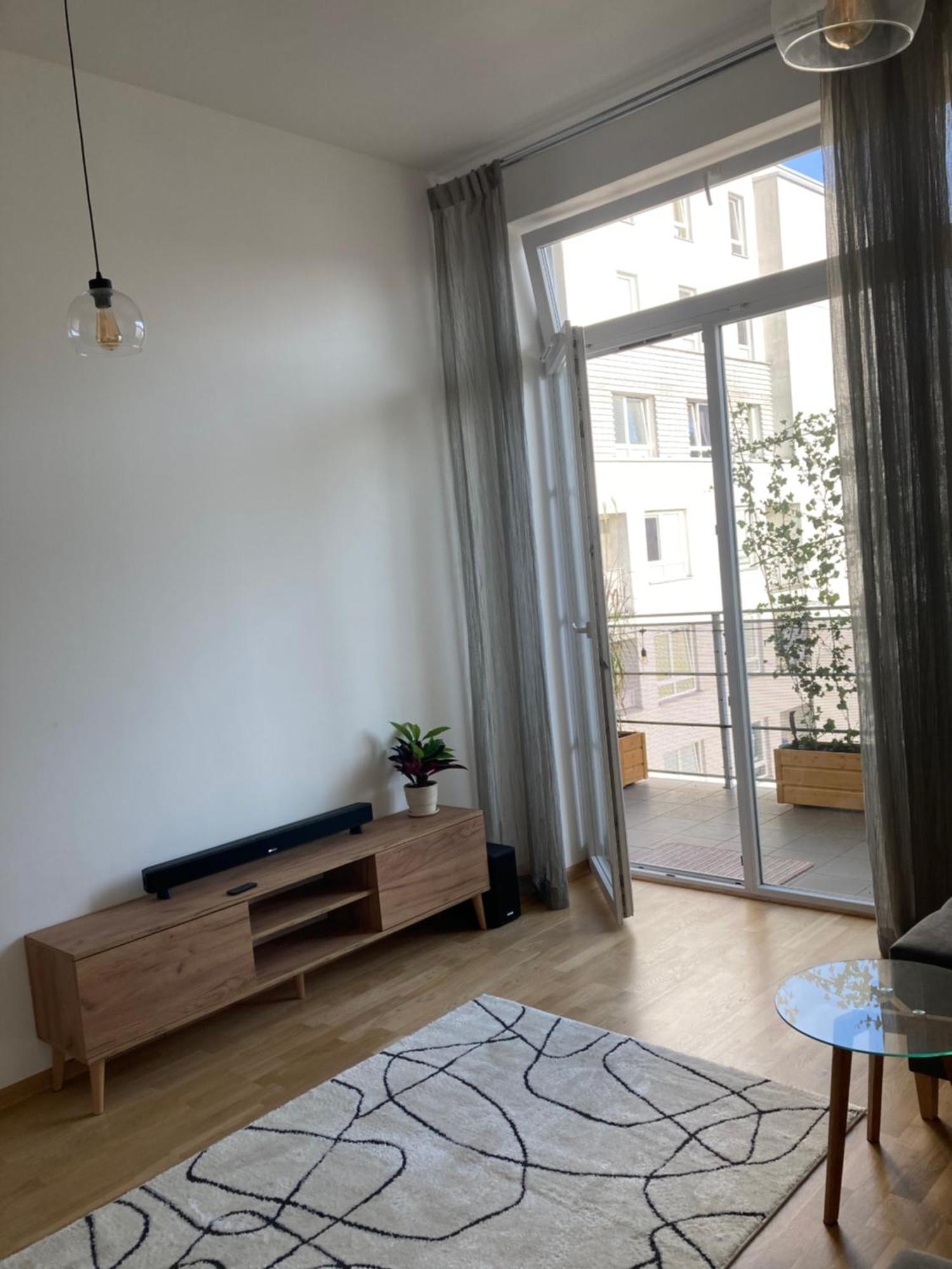 Przestronny Apartament Na Dolnej Варшава Екстериор снимка